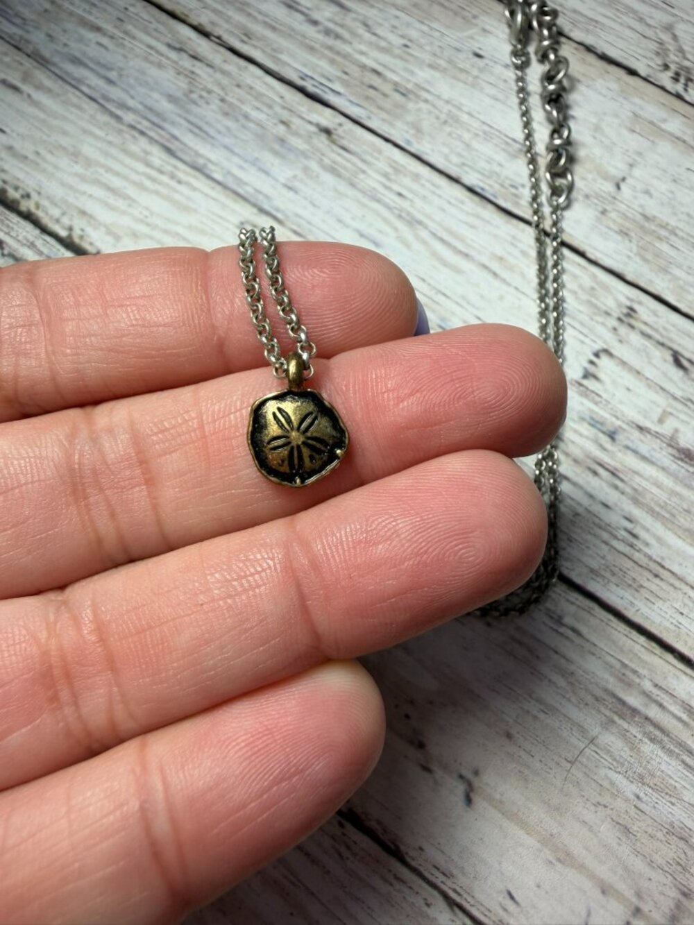 Lucky Brand 9" Sand Dollar Necklace Gold/Silver